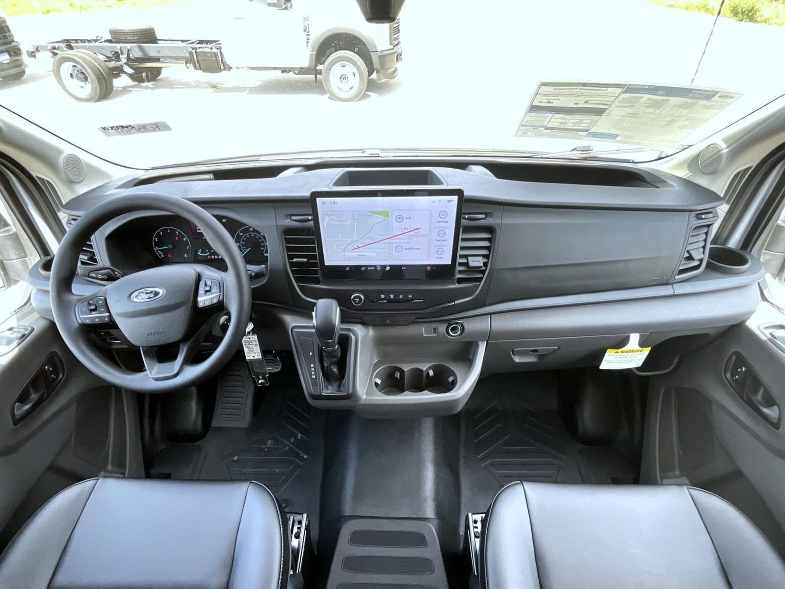 2025 Ford Transit Cargo XL photo 9