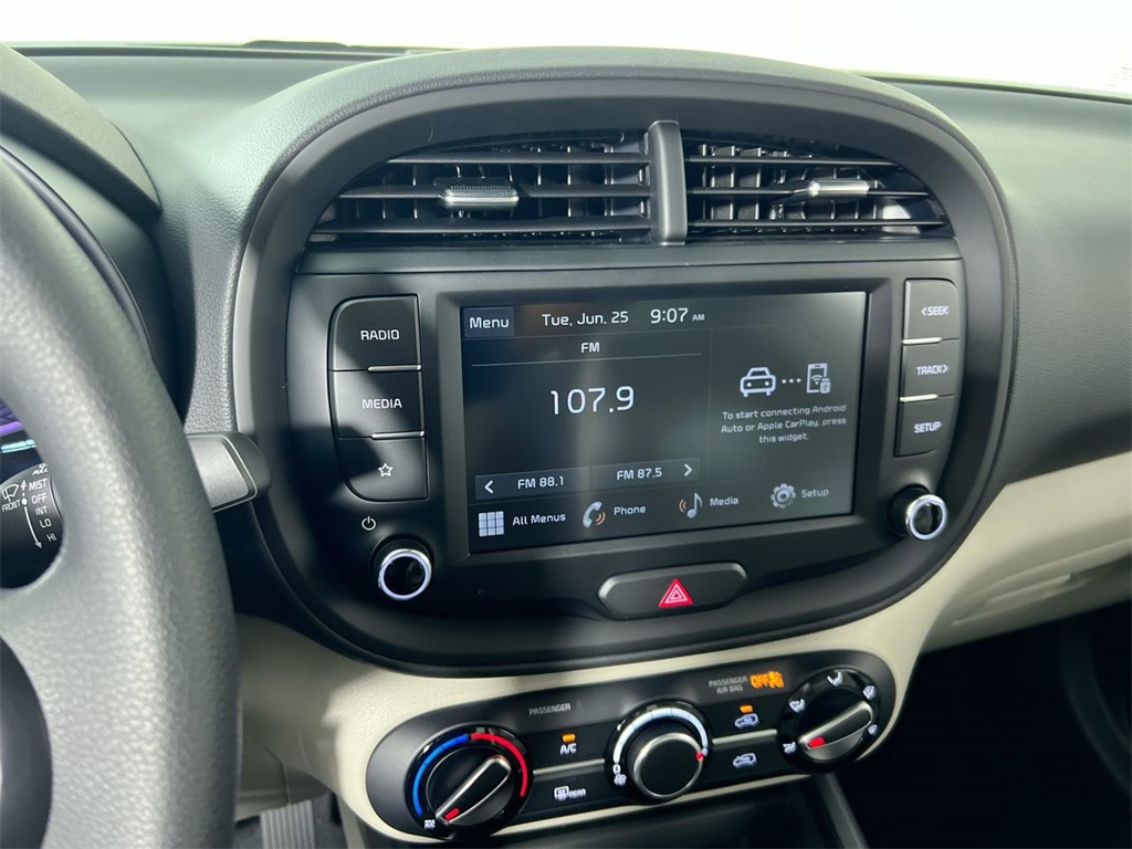 2025 Kia Soul LX S photo 22