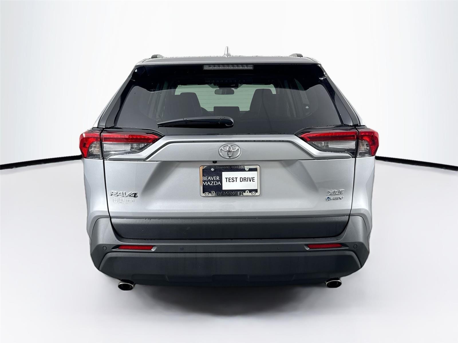 2025 Toyota RAV4 Hybrid XLE Premium photo 4