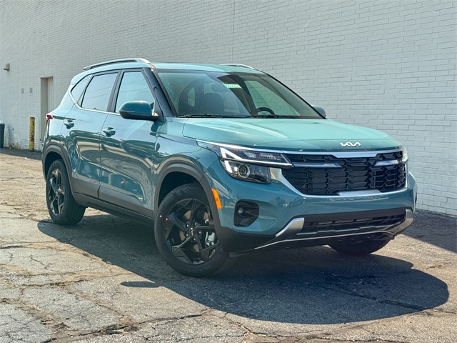 2026 Kia Seltos EX photo 2