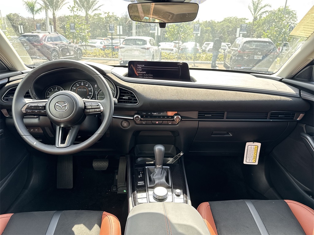2024 Mazda CX-30 2.5 Turbo Carbon photo 13