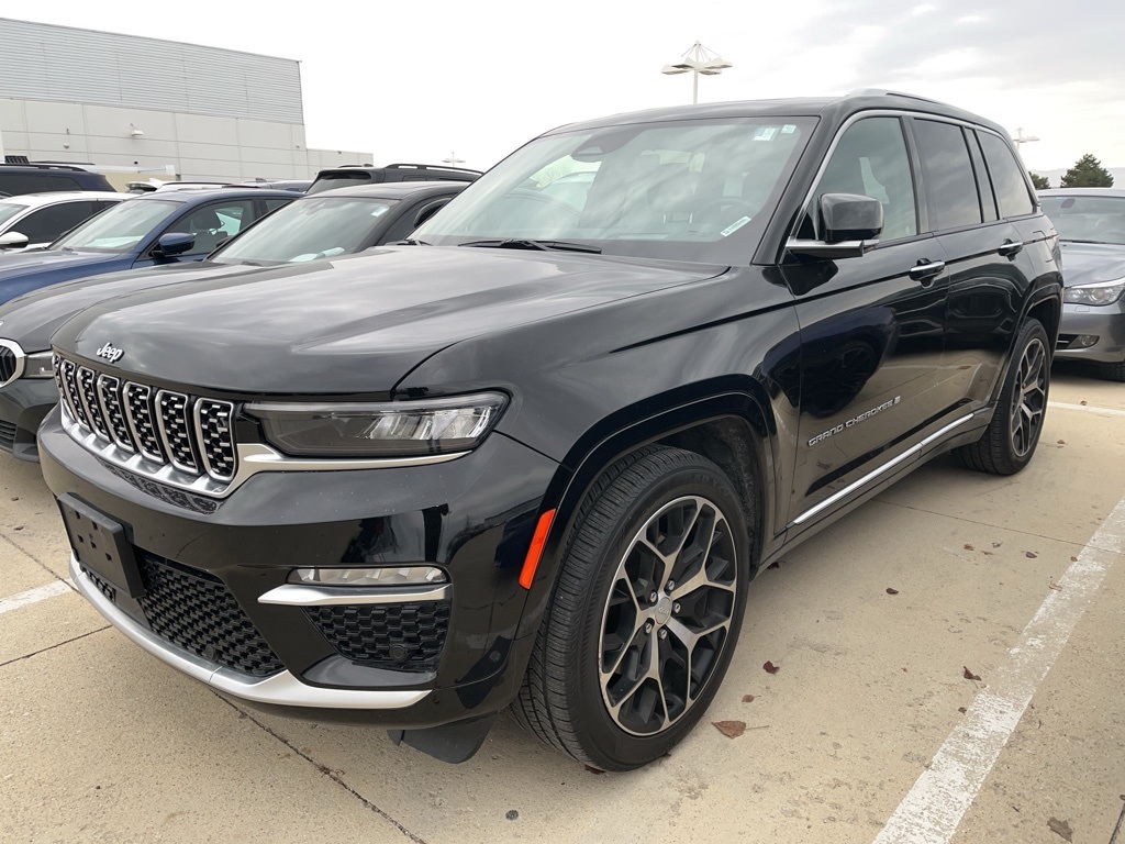 2022 Jeep Grand Cherokee Summit Reserve's photo