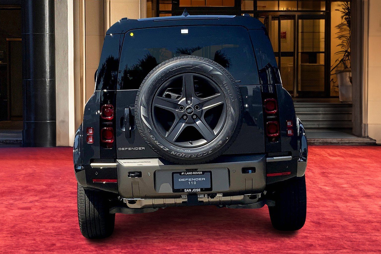 2025 Land Rover Defender 110 X-Dynamic SE photo 4