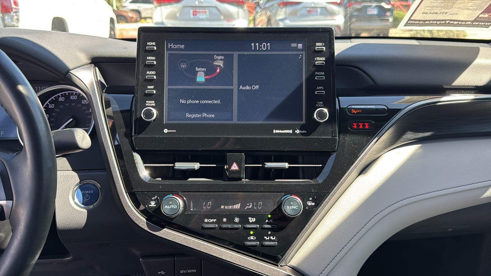 2023 Toyota Camry Hybrid XLE photo 18
