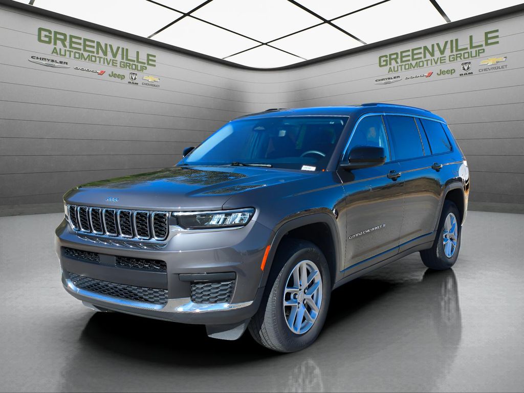2023 Jeep Grand Cherokee L Laredo's photo