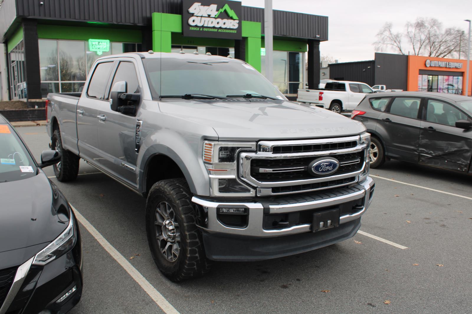 2020 Ford F-350 Lariat photo 3