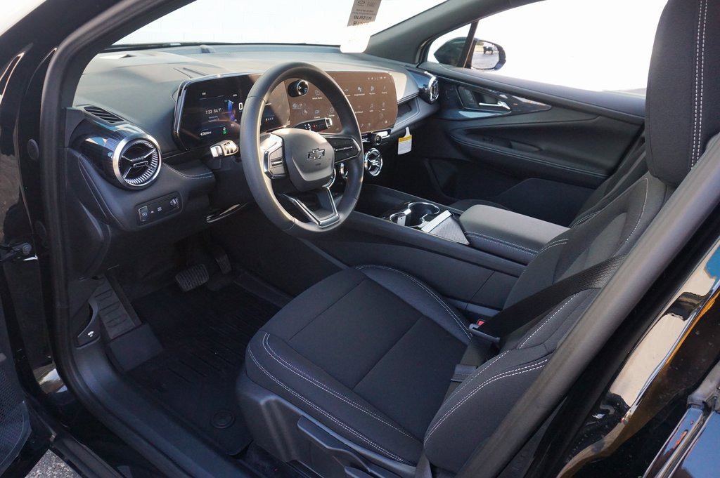 2026 Chevrolet Blazer EV photo 8
