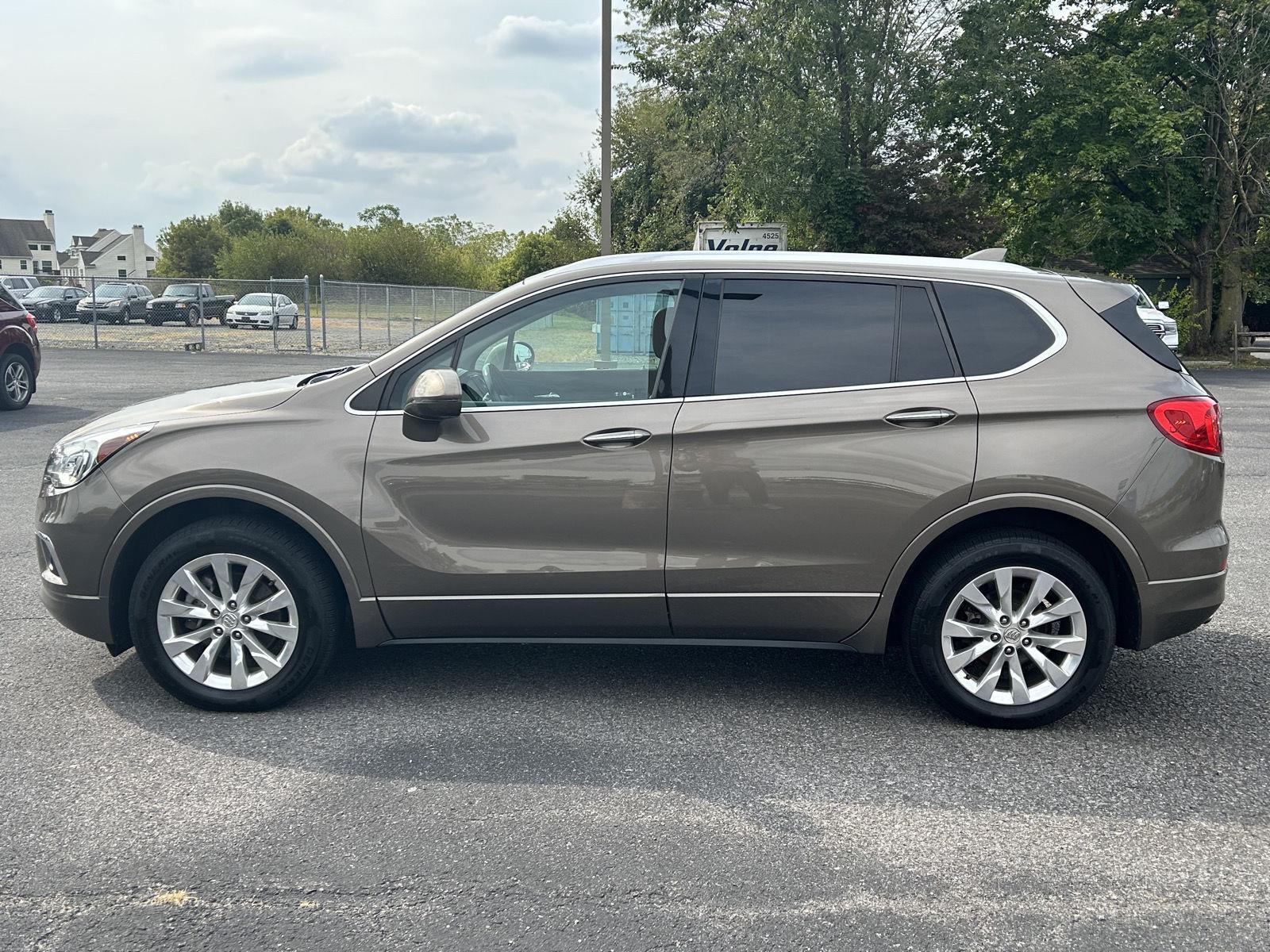 2017 Buick Envision Essence photo 4