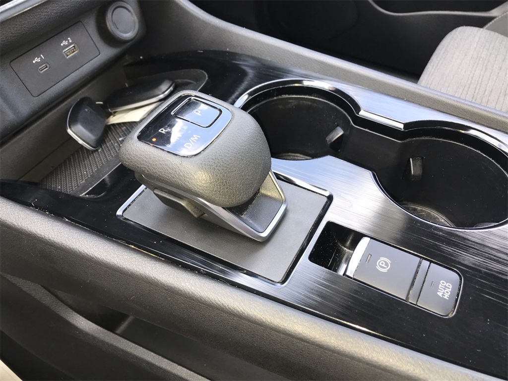 2023 Nissan Rogue SV photo 19