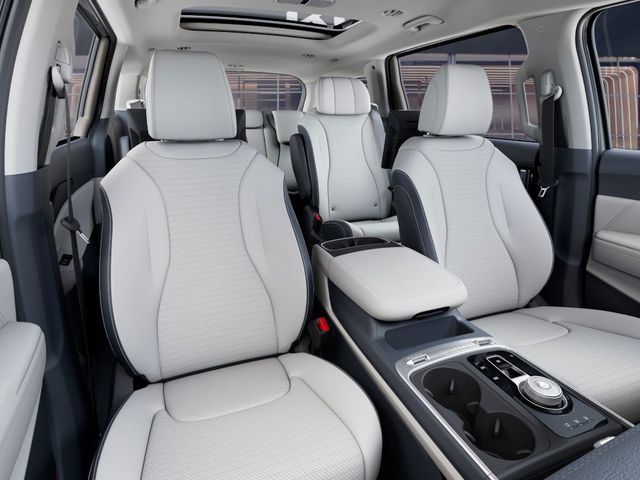 2025 Kia Carnival SX Prestige photo 14