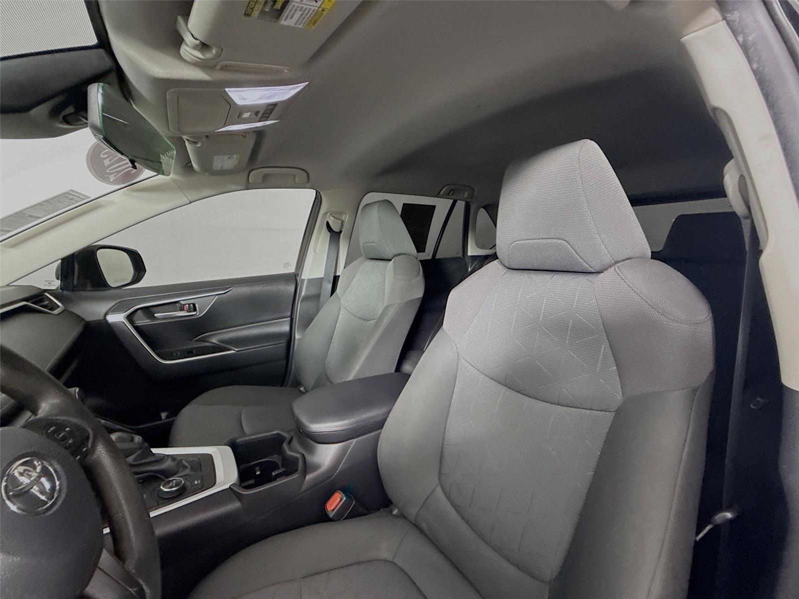 2023 Toyota RAV4 Hybrid photo 13