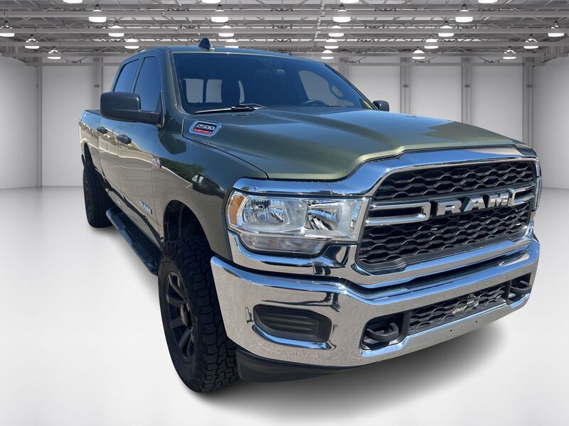 2022 Ram 2500 Tradesman photo 3