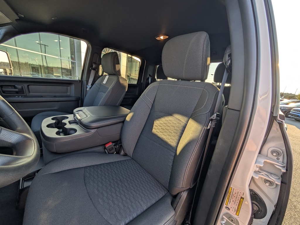 2025 Ram 2500 Tradesman photo 14