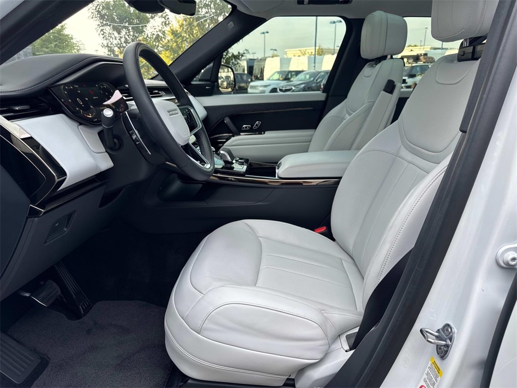 2023 Land Rover Range Rover Sport SE photo 17