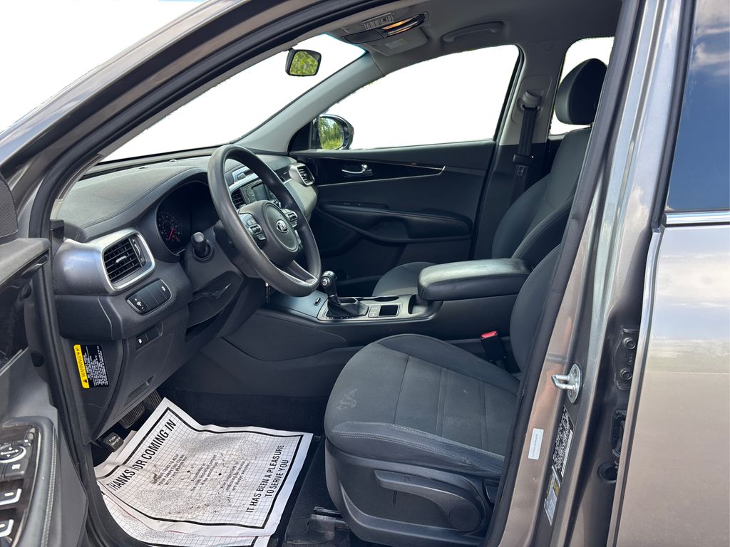 2018 Kia Sorento L photo 9