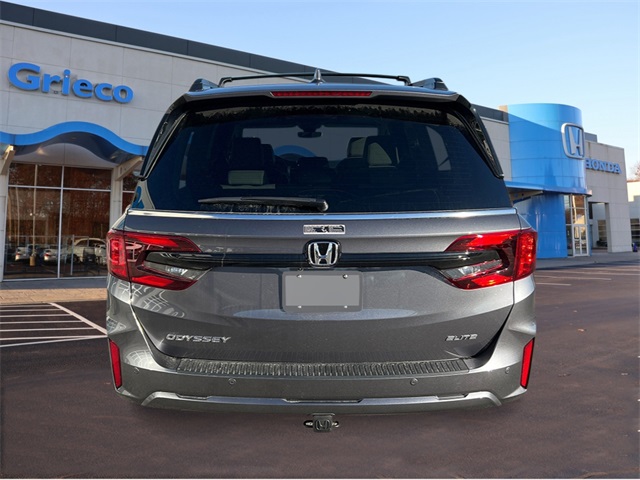 2026 Honda Odyssey Elite photo 4