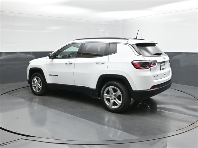 2024 Jeep Compass Latitude photo 5