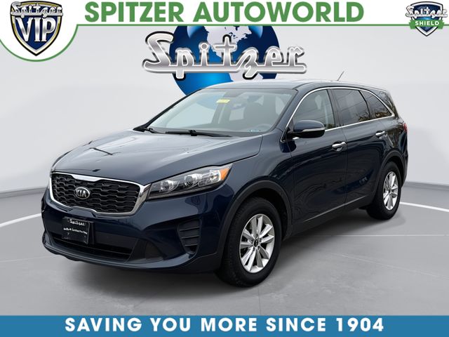 2019 Kia Sorento LX's photo