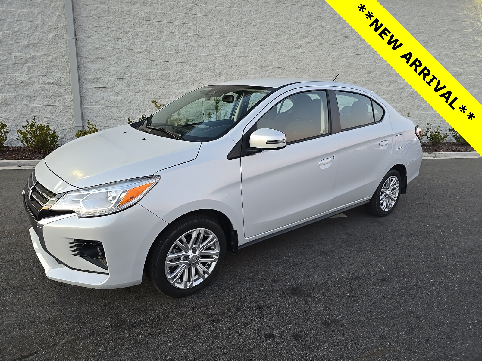 2024 Mitsubishi Mirage G4 SE