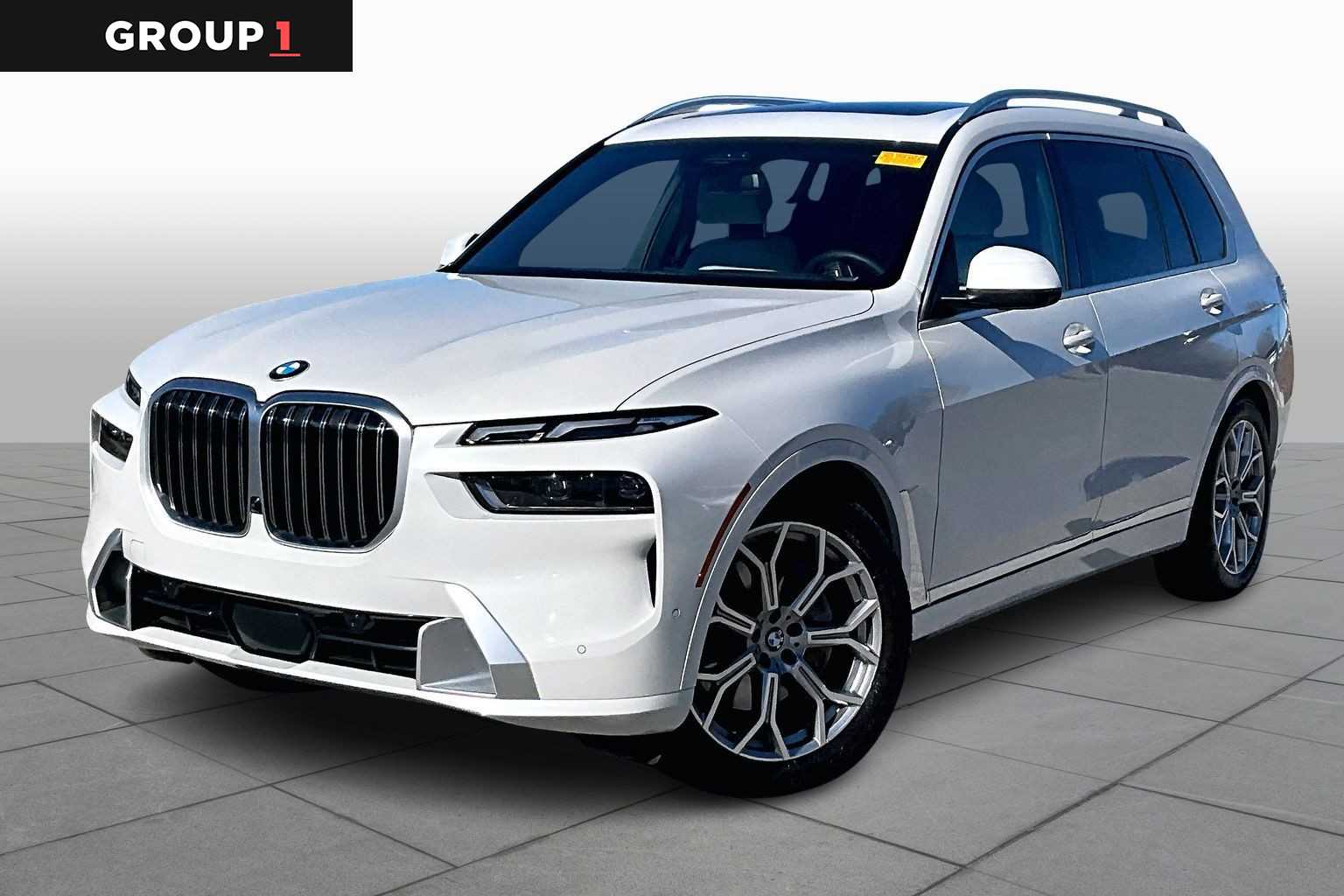 2024 BMW X7 40i's photo