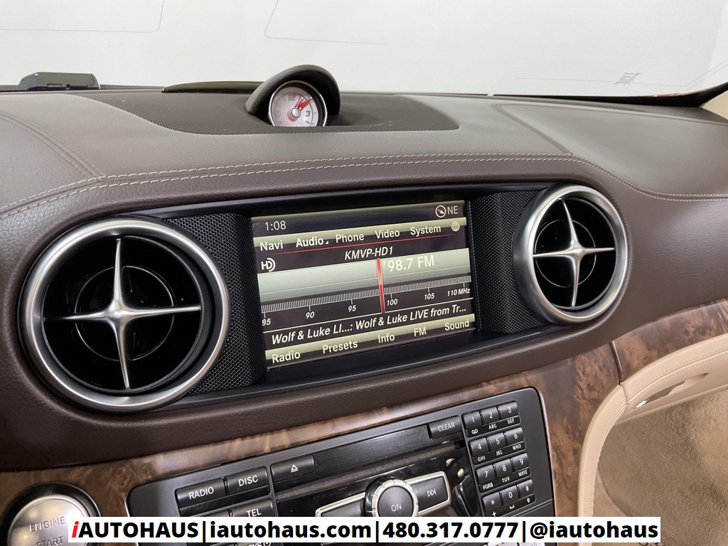 2016 Mercedes Benz SL 400 photo 24