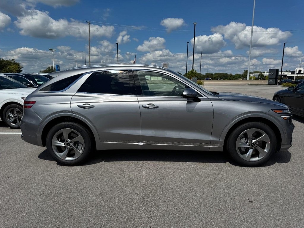2026 Genesis GV70 2.5T Select photo 2