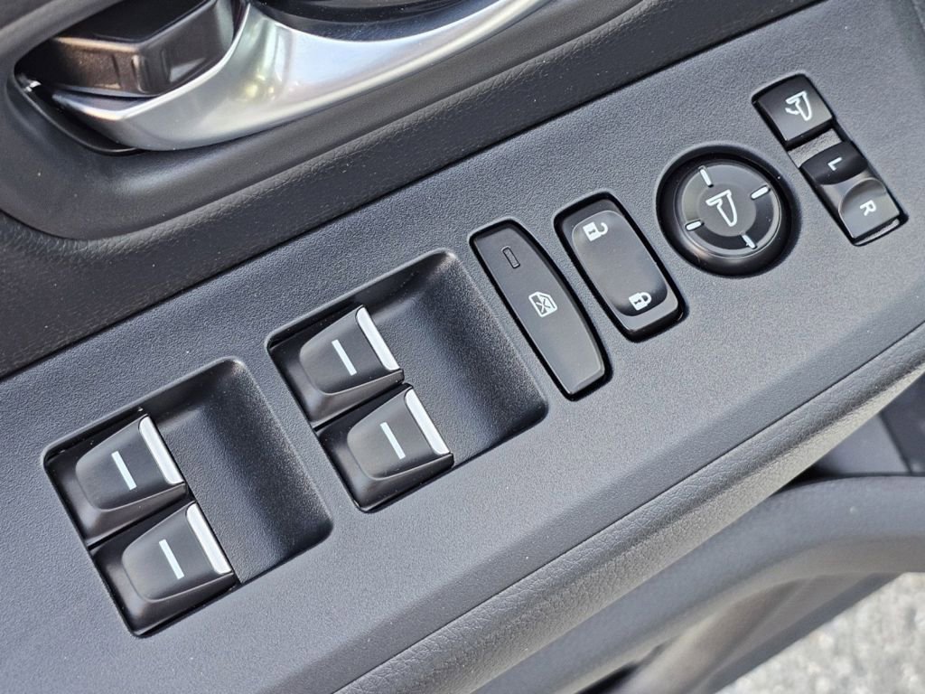 2025 Honda Pilot Black Edition photo 19