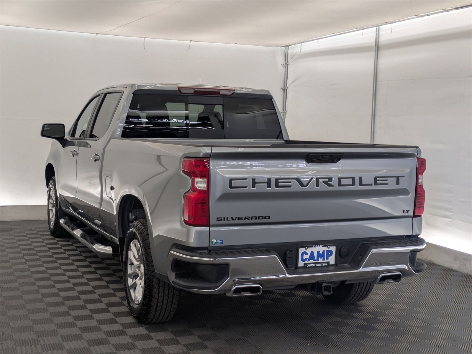 2025 Chevrolet Silverado 1500 LT photo 4