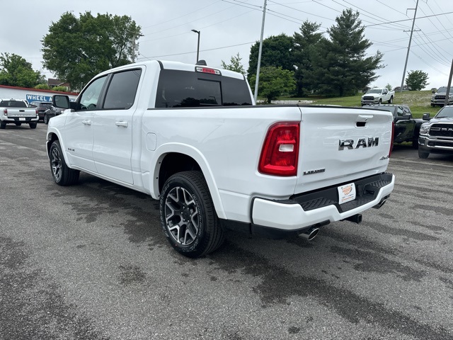 2025 Ram 1500 Laramie photo 3