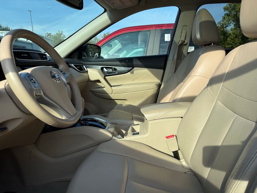 2014 Nissan Rogue SL photo 7
