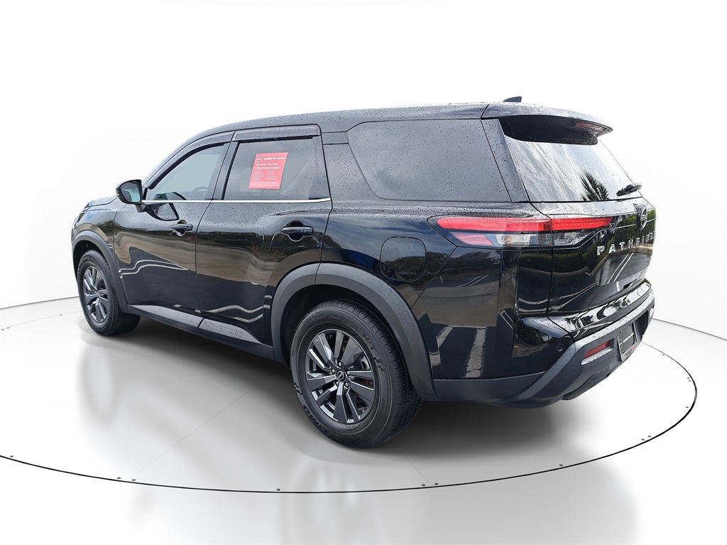 2022 Nissan Pathfinder S photo 5
