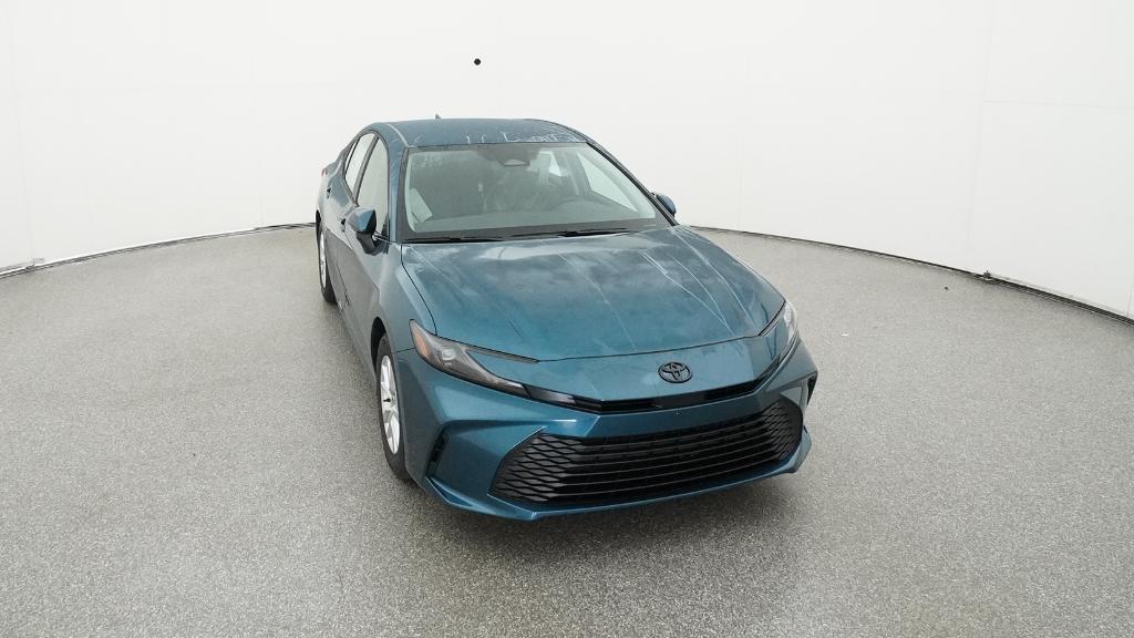 2026 Toyota Camry LE photo 32