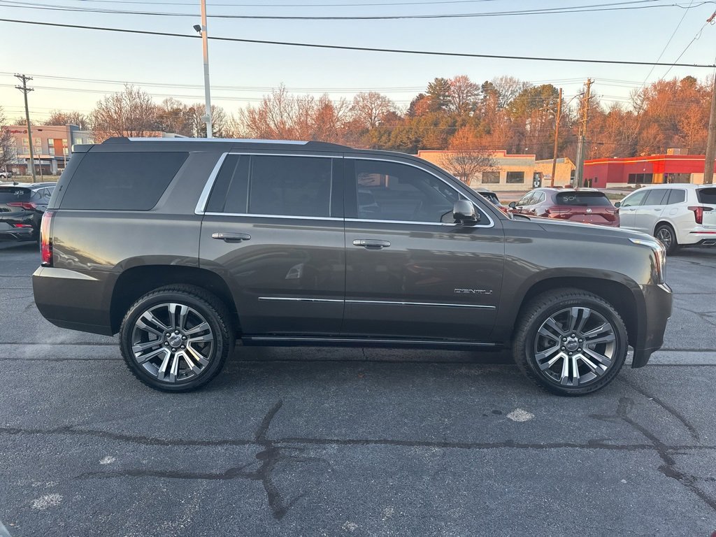2019 Gmc Yukon Denali photo 2