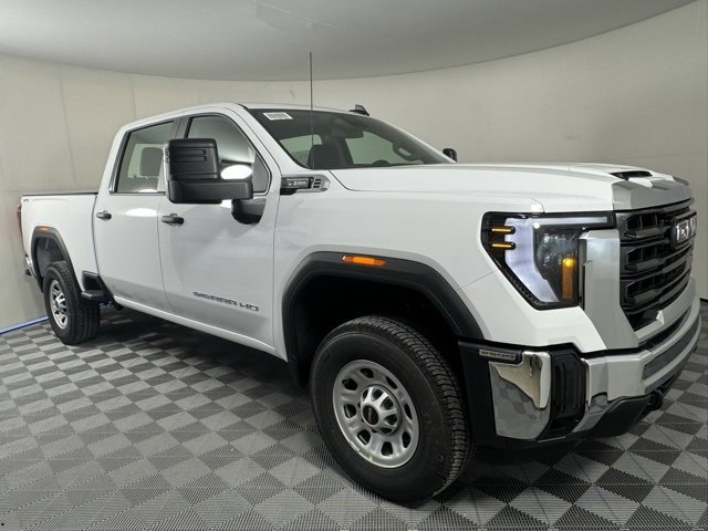 2026 GMC Sierra 2500HD Pro's photo