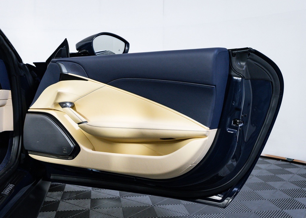 2024 Ferrari Roma Base photo 21