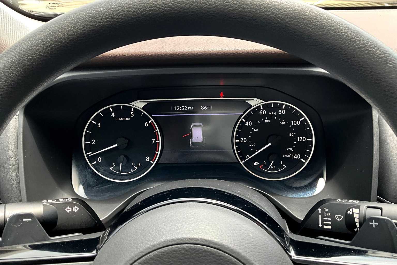 2023 Nissan Rogue SV photo 23