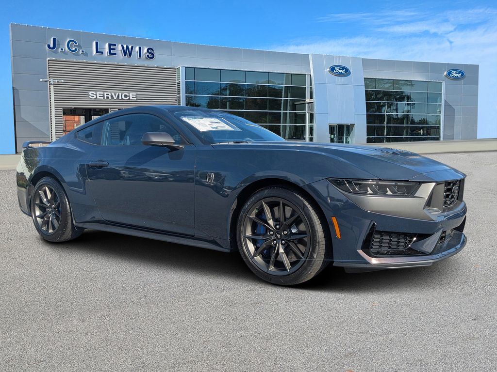 2025 Ford Mustang Dark Horse's photo