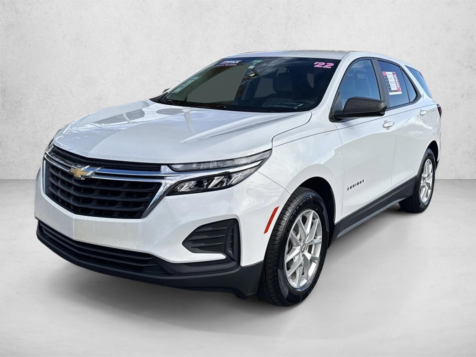 2022 Chevrolet Equinox LS's photo
