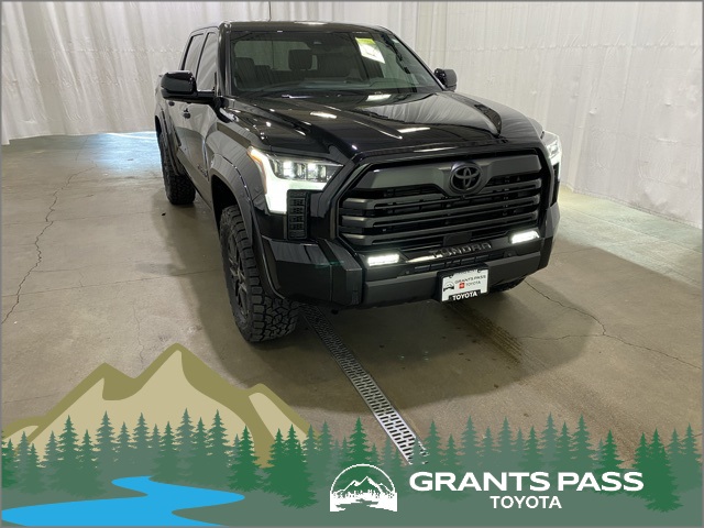 2026 Toyota Tundra Limited's photo