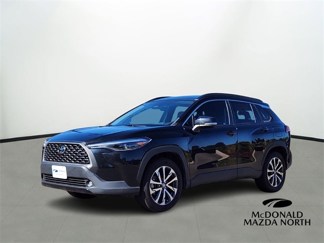 2023 Toyota Corolla Cross XLE
