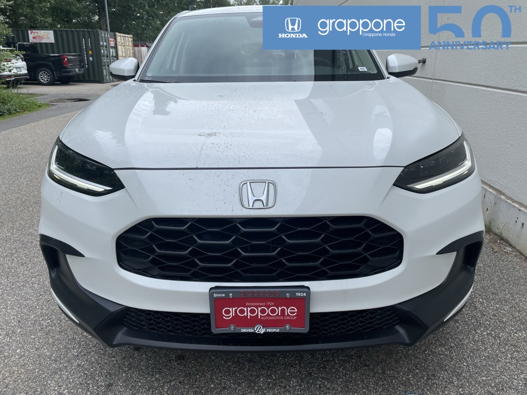 2026 Honda HR-V LX photo 2