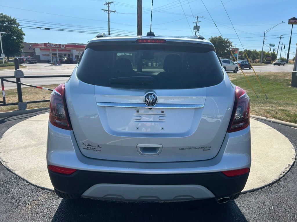 2022 Buick Encore Preferred photo 6