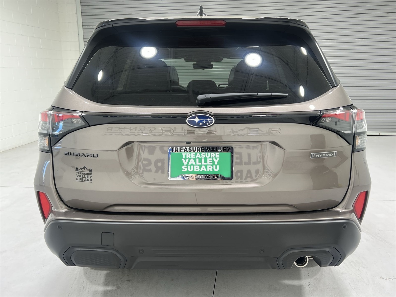 2025 Subaru Forester Touring photo 7