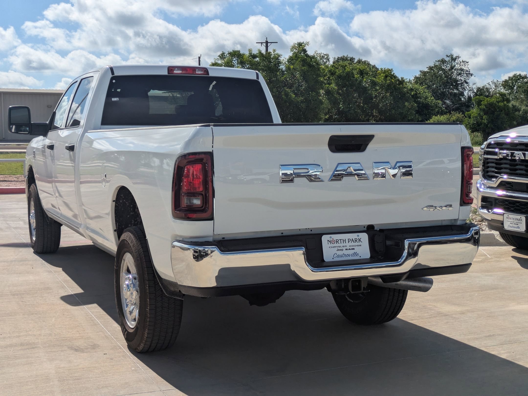 2025 Ram 2500 Tradesman photo 6