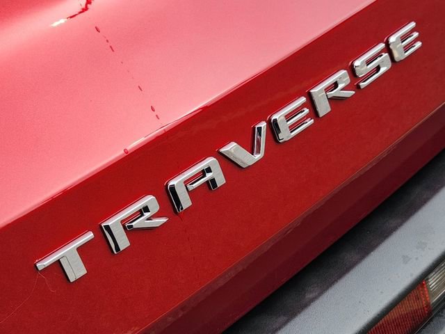 2025 Chevrolet Traverse photo 7