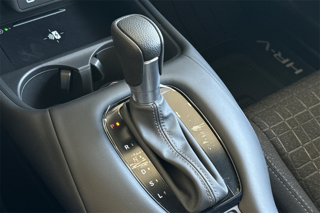 2026 Honda HR-V LX photo 18
