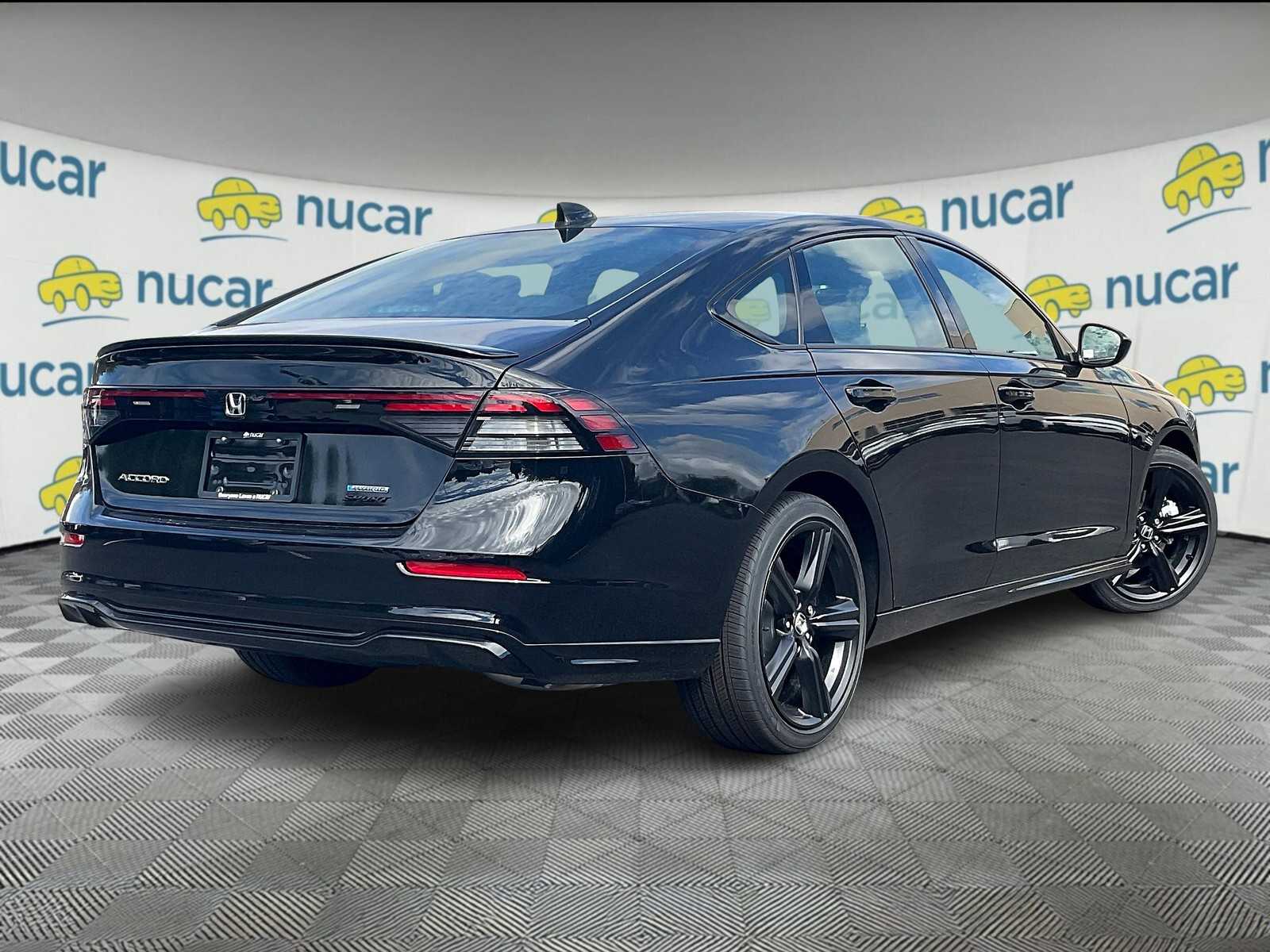 2025 Honda Accord Hybrid Sport-L photo 3