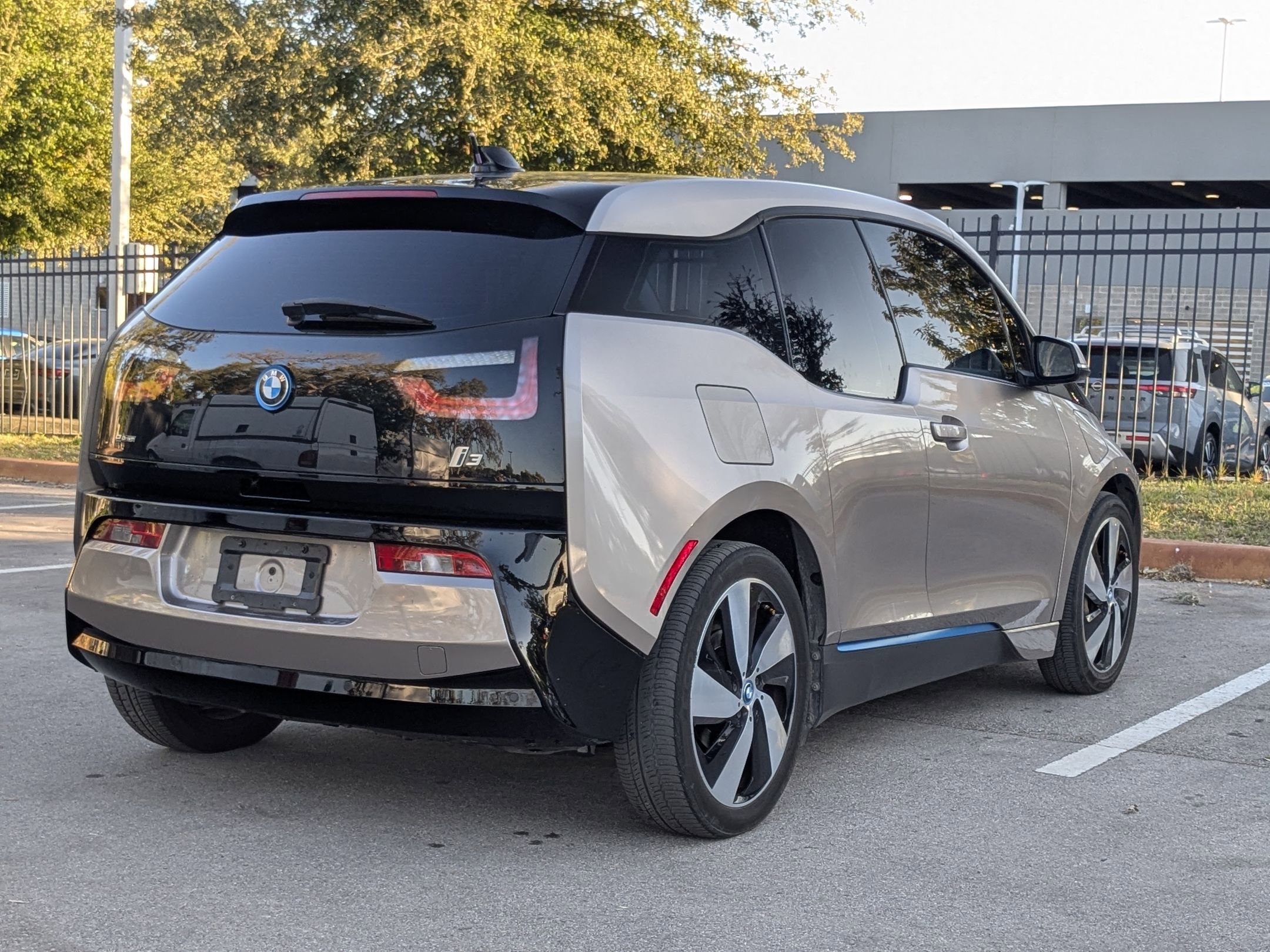2014 Bmw i3 Range Extender photo 3
