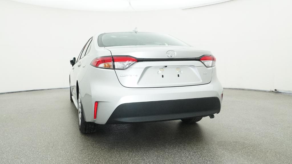 2025 Toyota Corolla LE photo 15