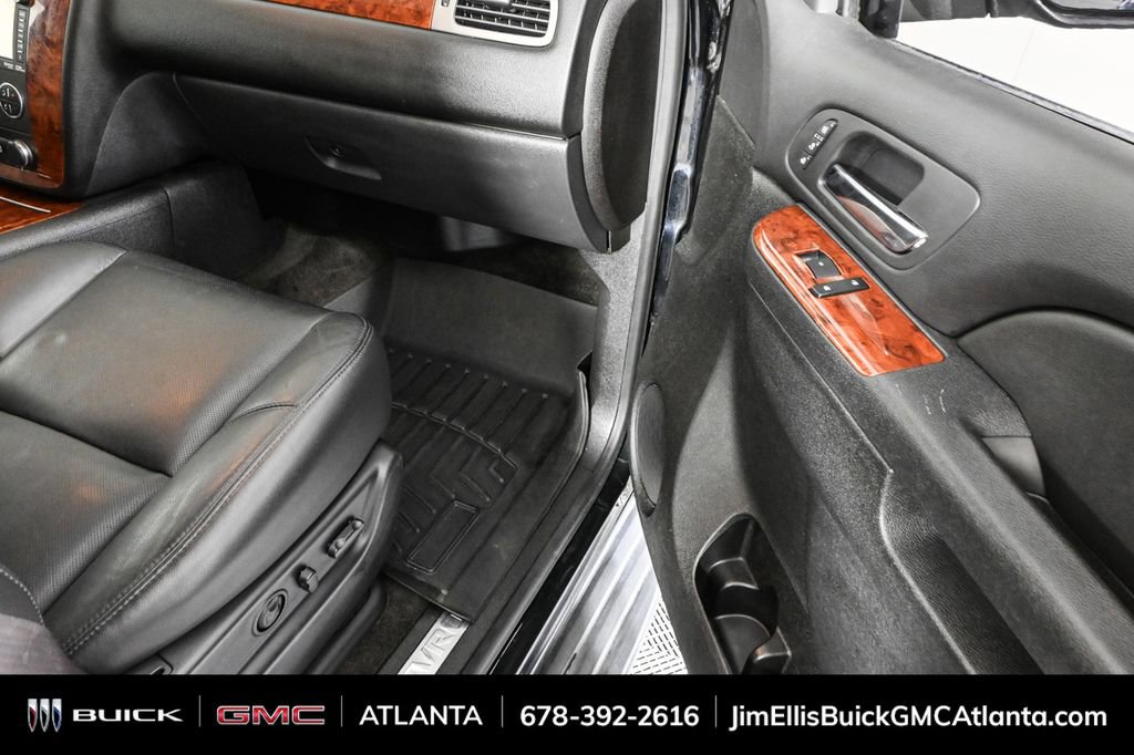 2013 Chevrolet Tahoe LTZ photo 22